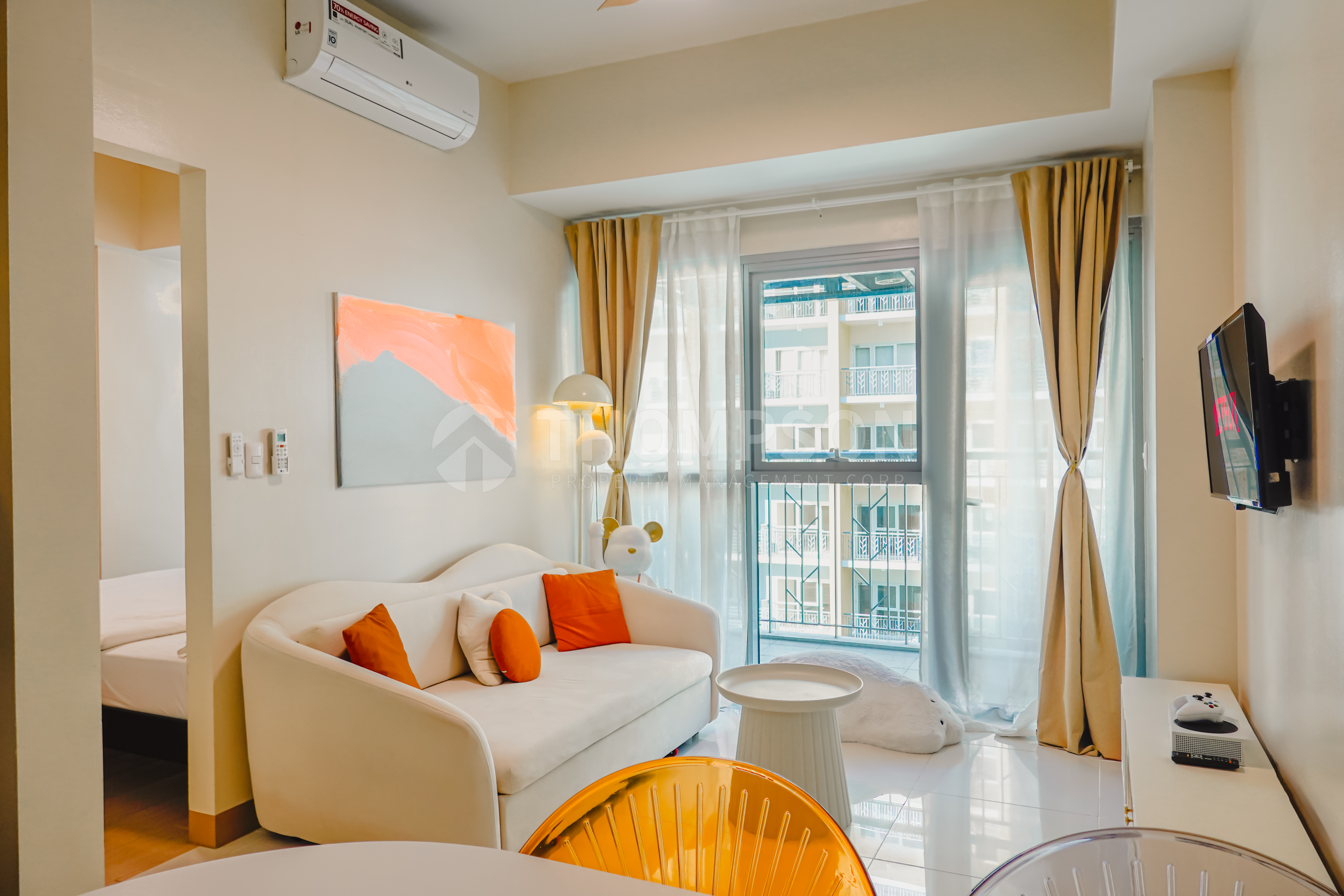 Bayshore 2-1 BR unit, 2-beds near OKADA
